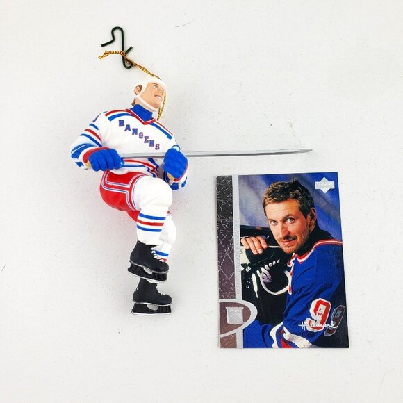 Hallmark Keepsake Ornament Wayne Gretzky Hockey Greats with Card - Picture 1 of 5